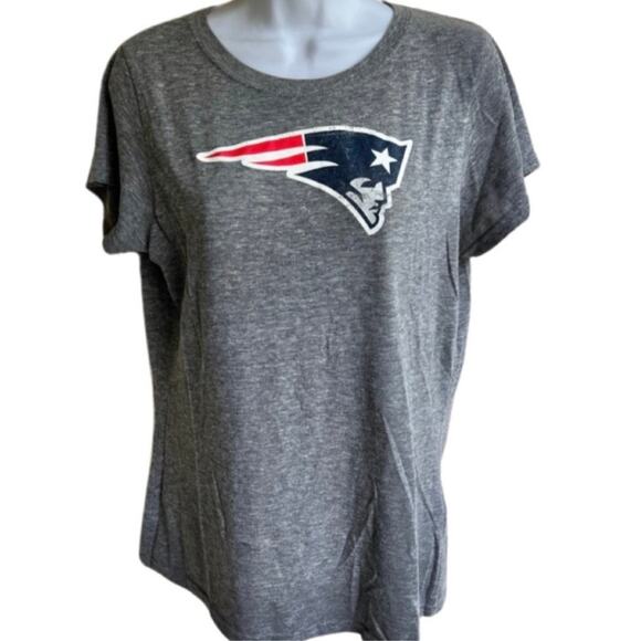 New England Patriots Distressed Gray Women’s T Shirt sz L Touch by Alyssa Milano - Picture 1 of 6